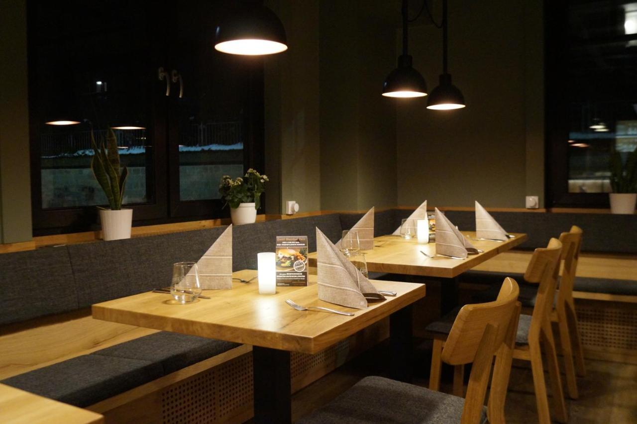 Hotel Gasthof Luis Варбург Екстериор снимка