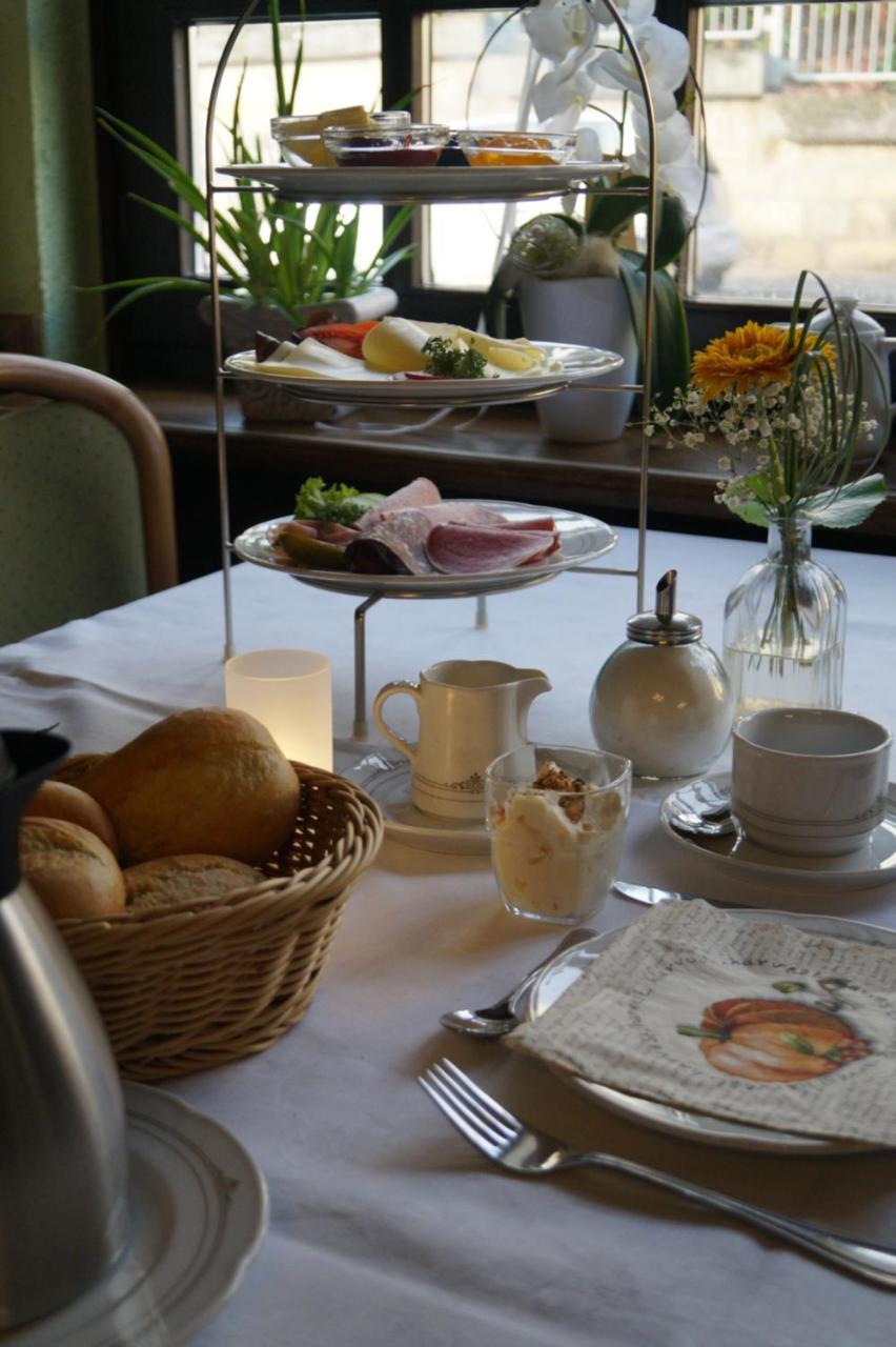 Hotel Gasthof Luis Варбург Екстериор снимка